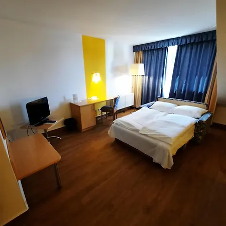 Hotel Am Markt Garni - Aegidienberg Ξενοδοχείο