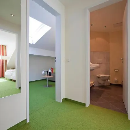 Hotel Am Markt Garni - Aegidienberg 3*