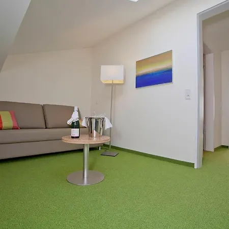 Ξενοδοχείο Hotel Am Markt Garni - Aegidienberg 3*