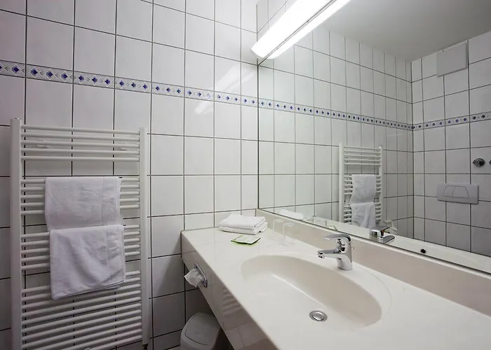 Am Markt Garni - Aegidienberg 3*